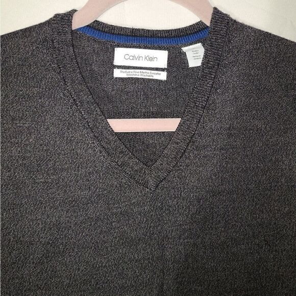 Calvin Klein Dark Grey V-Neck Long Sleeve Sweatshirt Size L - Picture 3 of 7